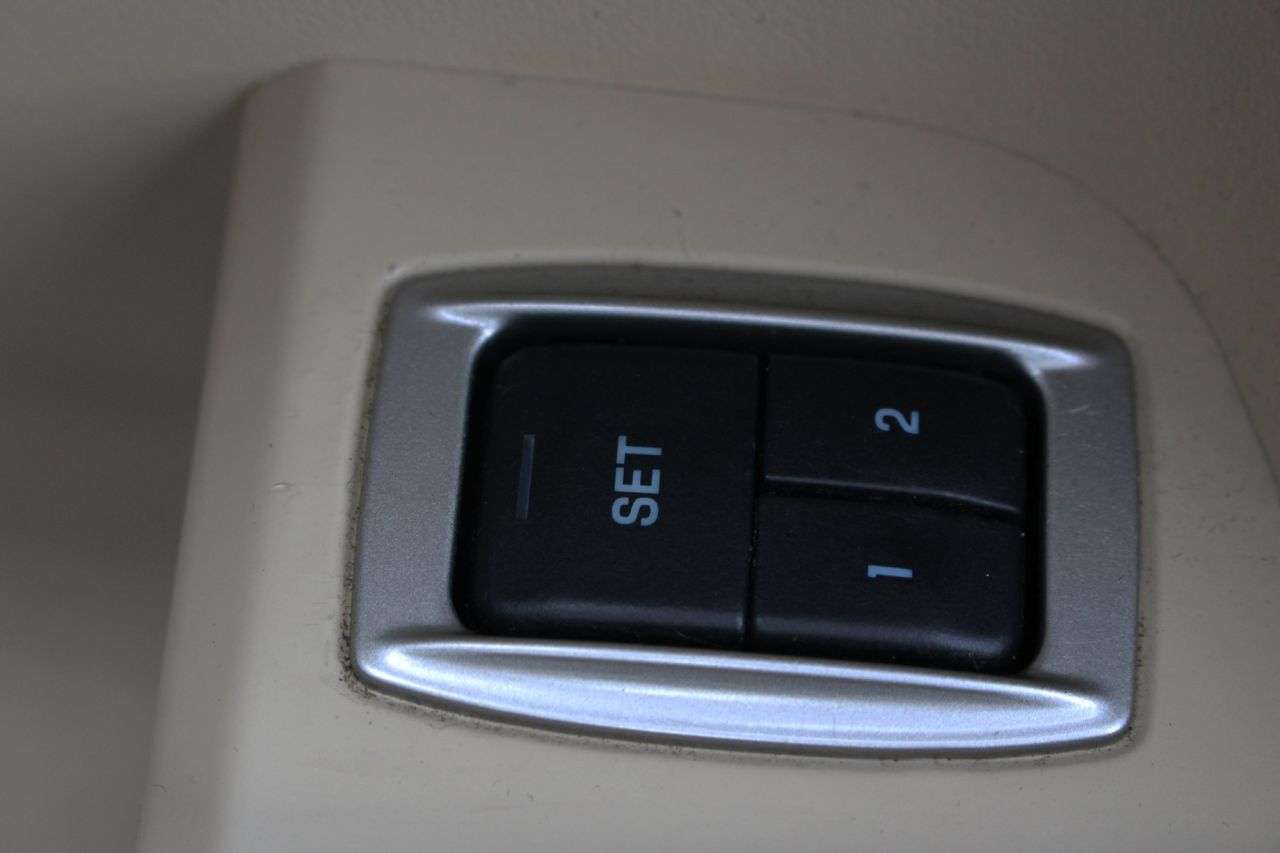 2014 JAGUAR XF 2014 JAGUAR XF