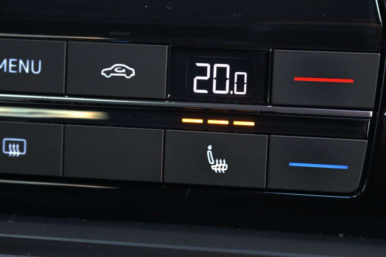 2018 VOLKSWAGEN TOUAREG 2018 VOLKSWAGEN TOUAREG