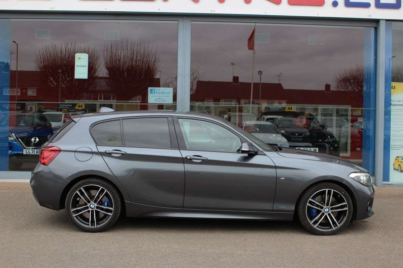 A 2018 BMW 1 SERIES 2.0 118d M Sport Shadow Edition Hatchback 5dr Diesel Auto Euro 6 (s/s) (150 A 2018 BMW 1 SERIES 2.0 118d M Sport Shadow Edition Hatchback 5dr Diesel Auto Euro 6 (s/s) (150
