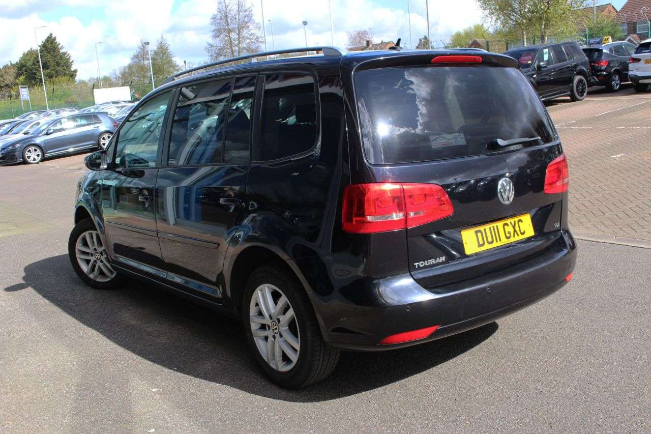 2011 VOLKSWAGEN TOURAN 2011 VOLKSWAGEN TOURAN