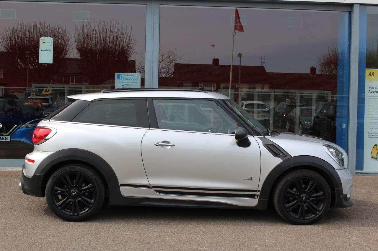 A 2014 MINI PACEMAN DIESEL COUPE 2.0 Cooper SD SUV 3dr Diesel Manual ALL4 Euro 5 (s/s) (143 ps) NAV, PAN ROO A 2014 MINI PACEMAN DIESEL COUPE 2.0 Cooper SD SUV 3dr Diesel Manual ALL4 Euro 5 (s/s) (143 ps) NAV, PAN ROO