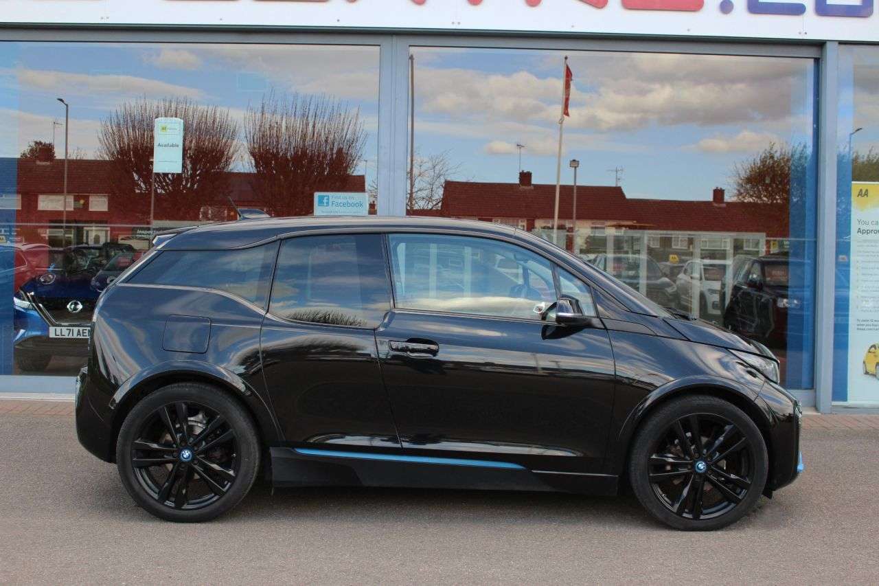 A 2020 BMW I3 42.2kWh S Hatchback 5dr Electric Auto (184 ps) 20" ALLOYS, CRUISE & BLUETOO A 2020 BMW I3 42.2kWh S Hatchback 5dr Electric Auto (184 ps) 20" ALLOYS, CRUISE & BLUETOO