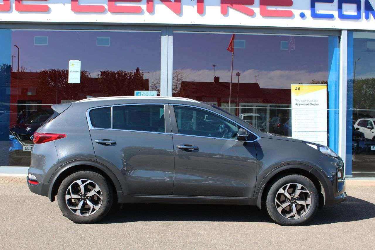 A 2019 KIA SPORTAGE 1.6 GDi 2 SUV 5dr Petrol Manual Euro 6 (s/s) (130 bhp) 17" ALLOYS, CRUISER/ A 2019 KIA SPORTAGE 1.6 GDi 2 SUV 5dr Petrol Manual Euro 6 (s/s) (130 bhp) 17" ALLOYS, CRUISER/