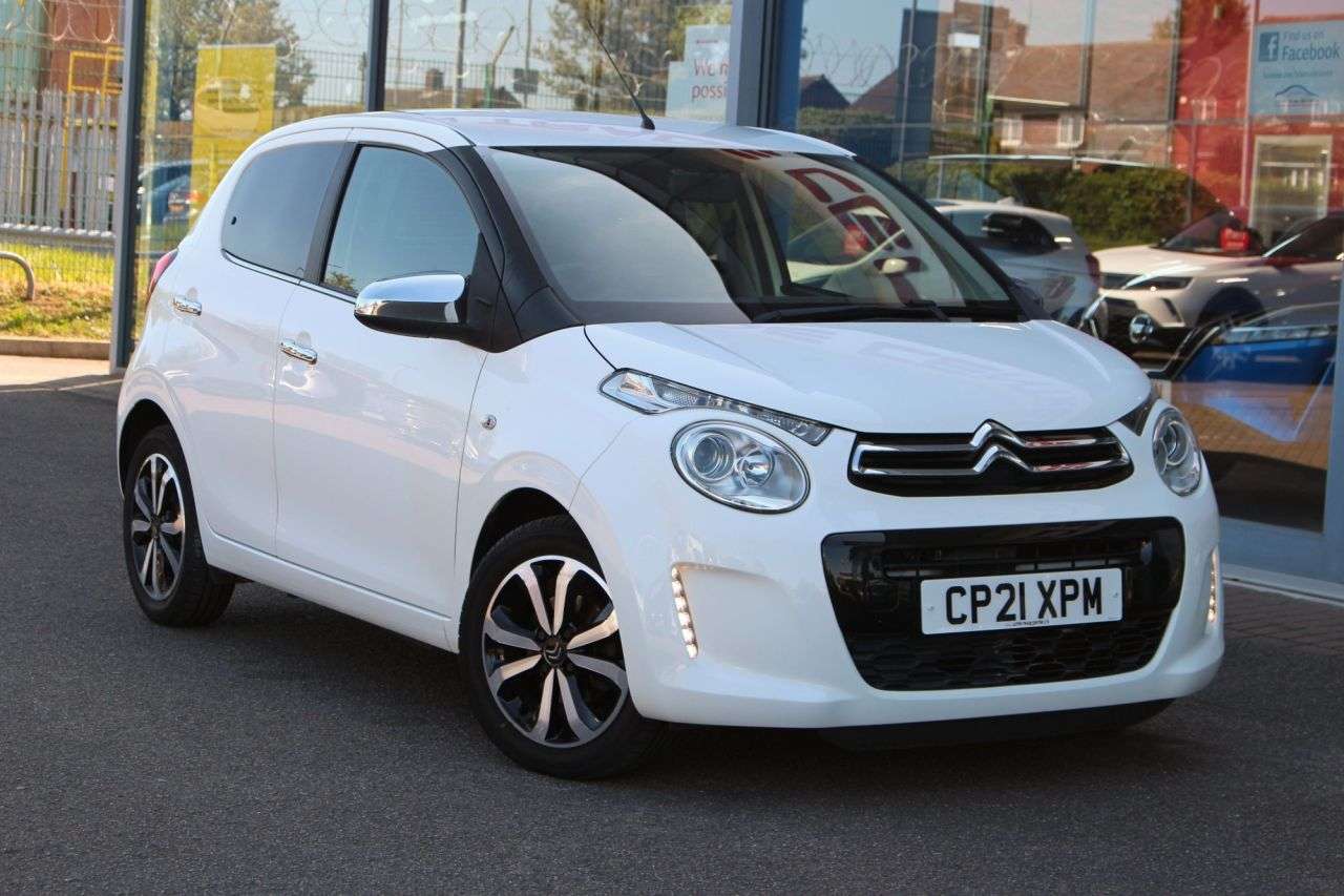 A 2021 CITROEN C1 1.0 VTi Shine Hatchback 5dr Petrol Manual Euro 6 (s/s) (72 ps) 15" ALLOYS, A 2021 CITROEN C1 1.0 VTi Shine Hatchback 5dr Petrol Manual Euro 6 (s/s) (72 ps) 15" ALLOYS,