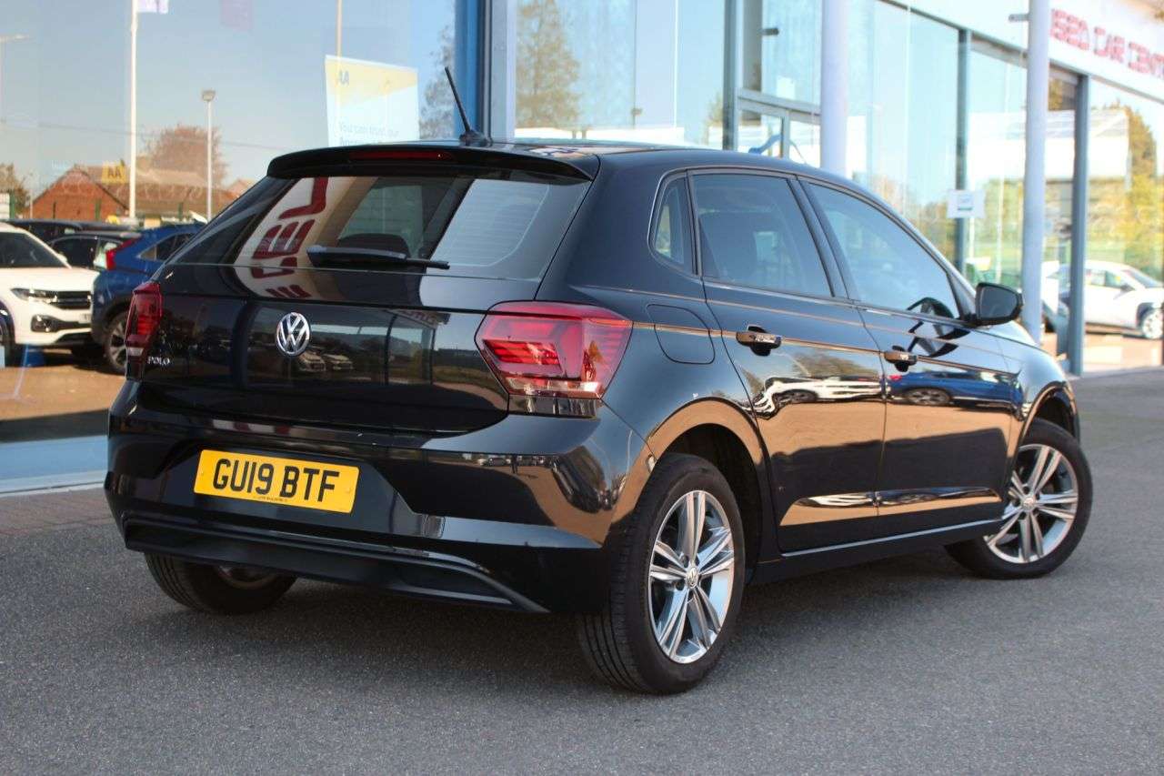 2019 VOLKSWAGEN POLO 2019 VOLKSWAGEN POLO
