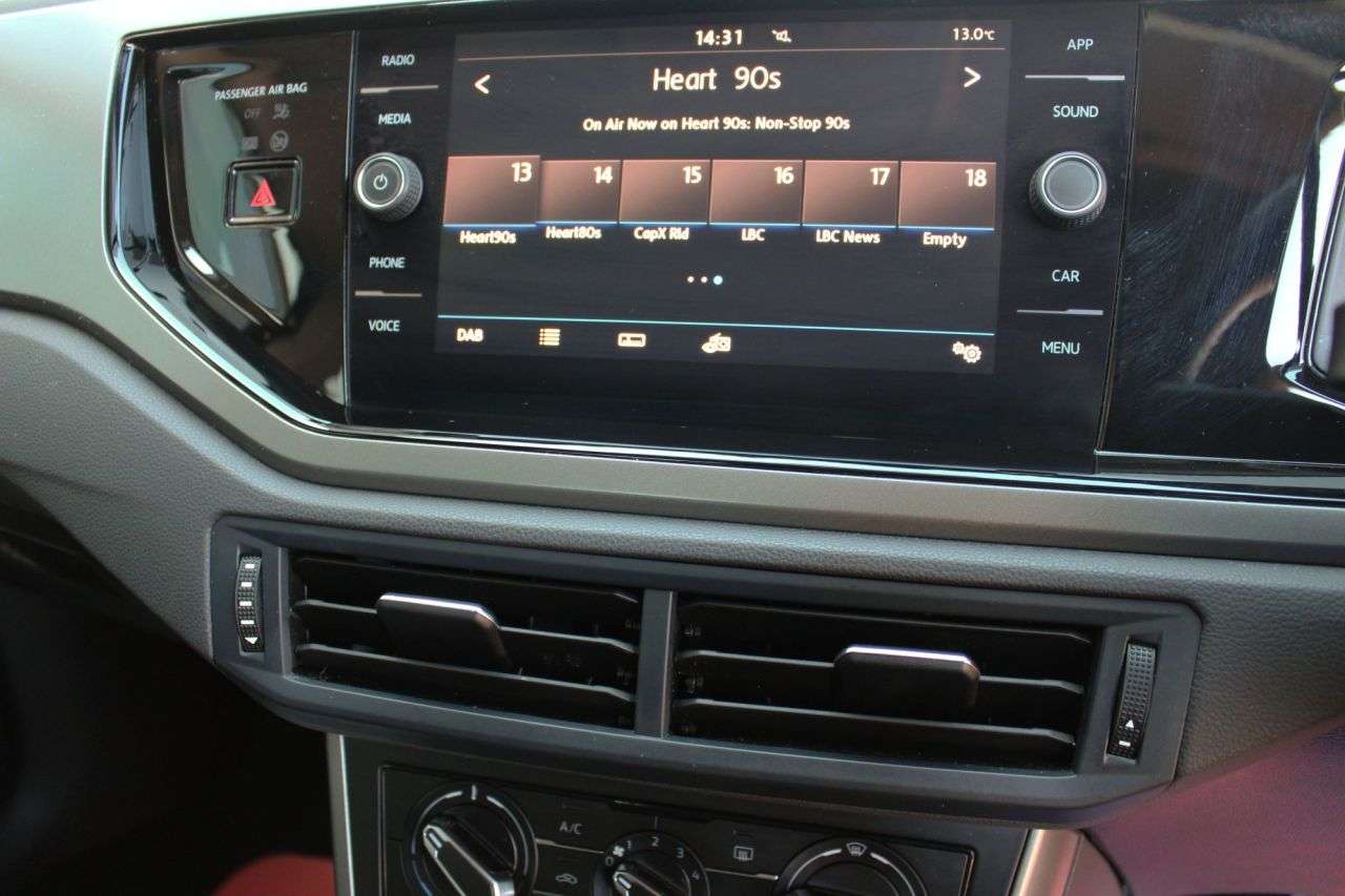 2019 VOLKSWAGEN POLO 2019 VOLKSWAGEN POLO