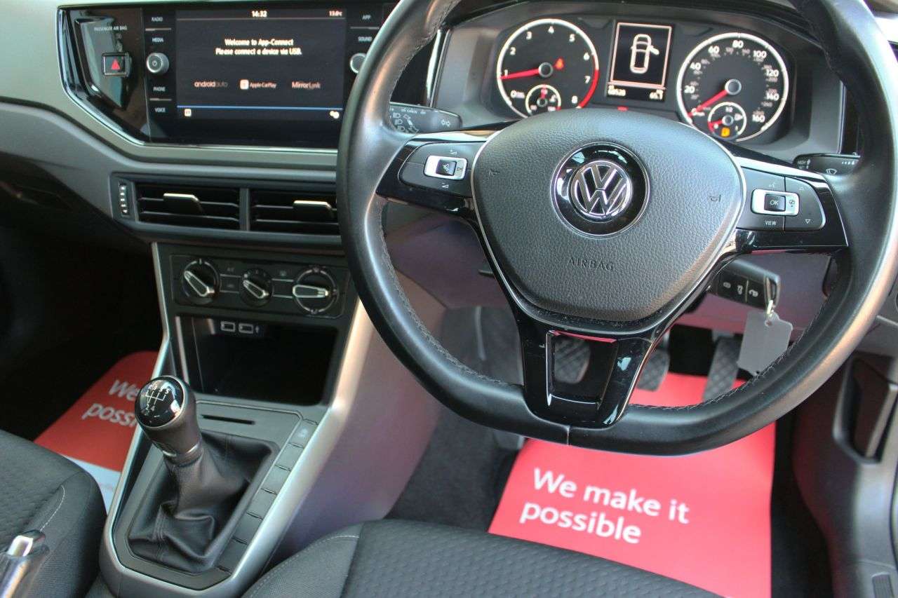 2019 VOLKSWAGEN POLO 2019 VOLKSWAGEN POLO