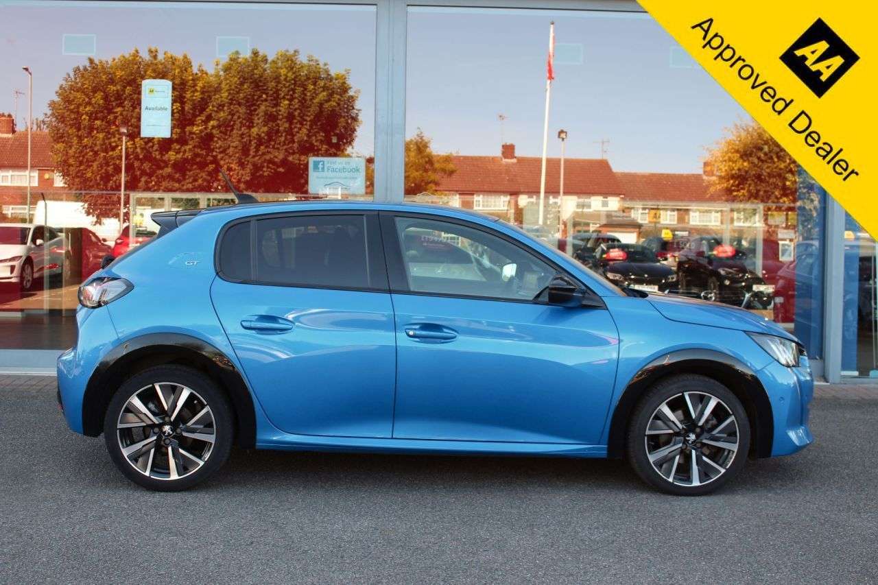 A 2021 PEUGEOT 208 1.2 PureTech GT Hatchback 5dr Petrol Manual Euro 6 (s/s) (100 ps) CRUISE/LD A 2021 PEUGEOT 208 1.2 PureTech GT Hatchback 5dr Petrol Manual Euro 6 (s/s) (100 ps) CRUISE/LD