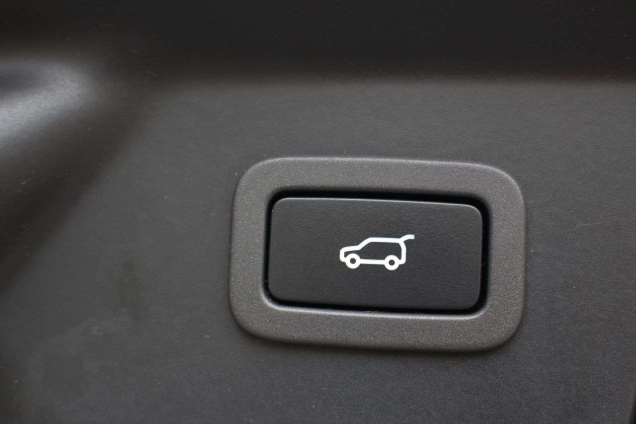2019 LAND ROVER RANGE ROVER VELAR 2019 LAND ROVER RANGE ROVER VELAR