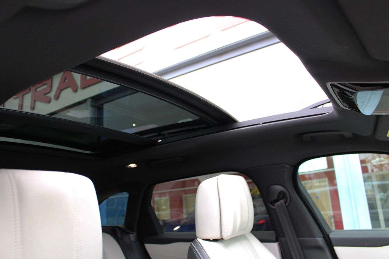 2019 LAND ROVER RANGE ROVER VELAR 2019 LAND ROVER RANGE ROVER VELAR