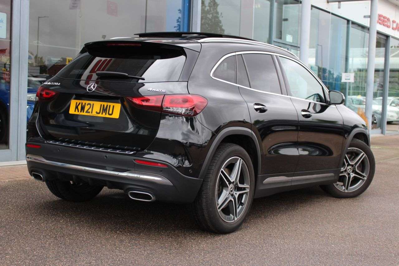 2021 MERCEDES-BENZ GLA 2021 MERCEDES-BENZ GLA