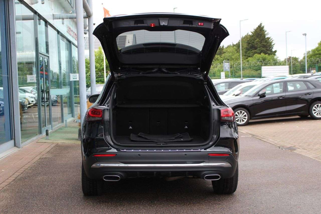 2021 MERCEDES-BENZ GLA 2021 MERCEDES-BENZ GLA
