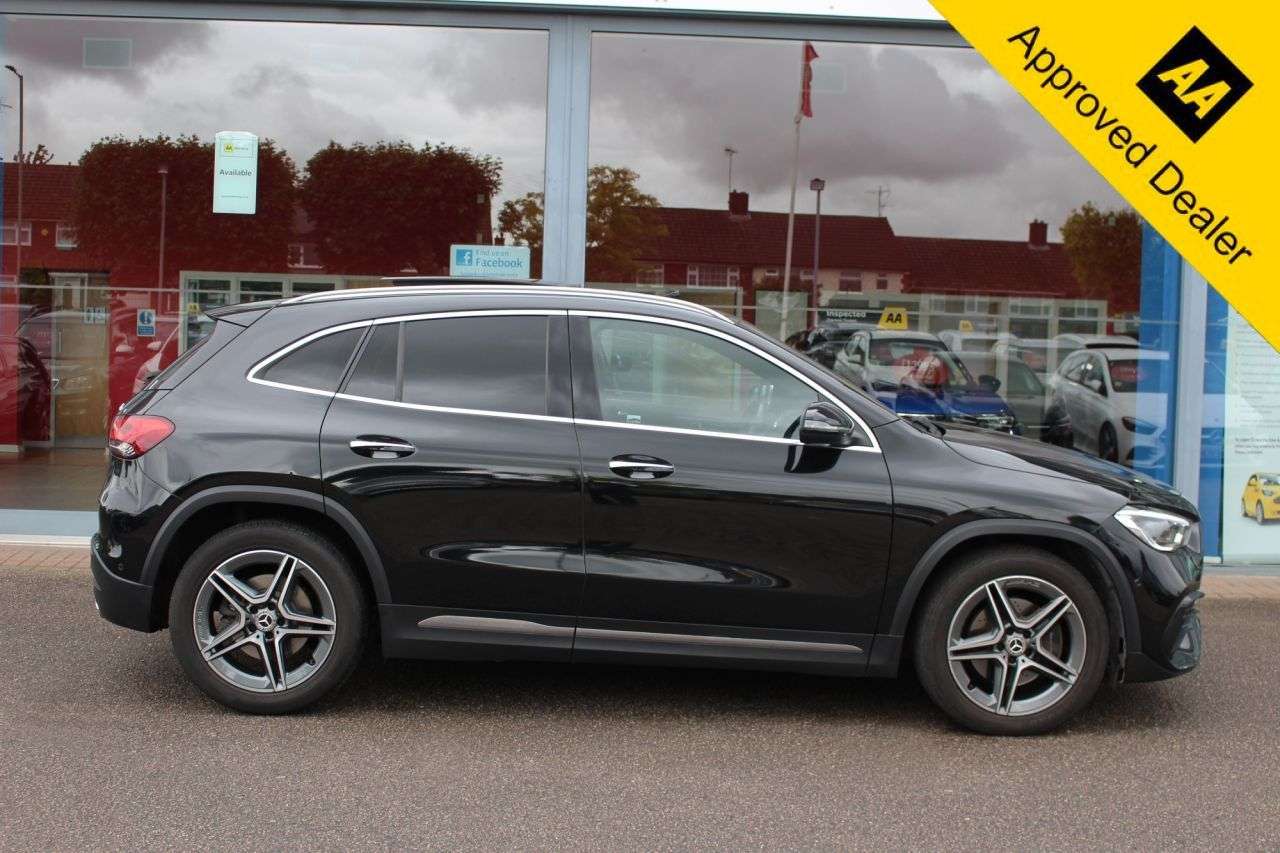 A 2021 MERCEDES-BENZ GLA 2.0 GLA220d AMG Line (Premium Plus) SUV 5dr Diesel 8G-DCT 4MATIC Euro 6 (s/ A 2021 MERCEDES-BENZ GLA 2.0 GLA220d AMG Line (Premium Plus) SUV 5dr Diesel 8G-DCT 4MATIC Euro 6 (s/
