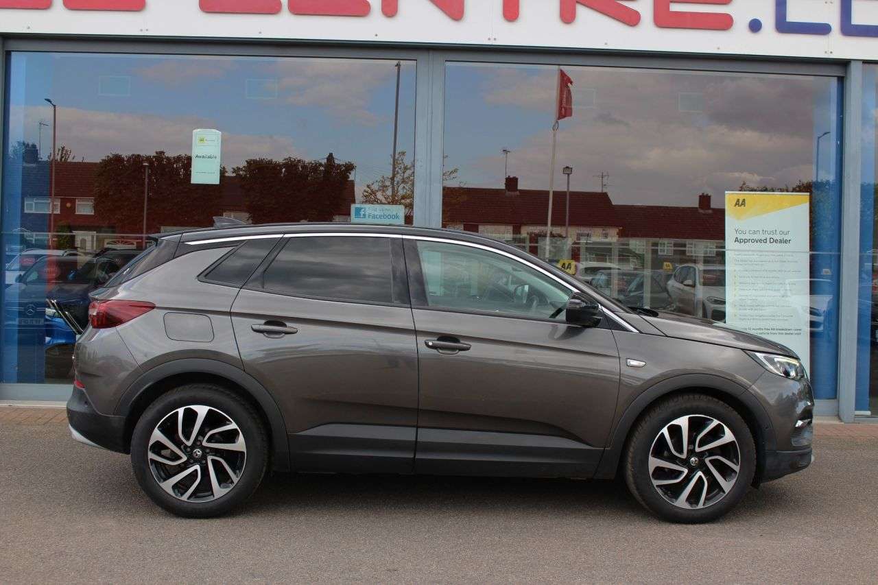 A 2018 VAUXHALL GRANDLAND X 1.5 Turbo D BlueInjection Elite Nav SUV 5dr Diesel Manual Euro 6 (s/s) (130 A 2018 VAUXHALL GRANDLAND X 1.5 Turbo D BlueInjection Elite Nav SUV 5dr Diesel Manual Euro 6 (s/s) (130