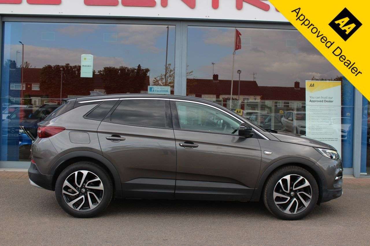 A 2018 VAUXHALL GRANDLAND X 1.5 Turbo D BlueInjection Elite Nav SUV 5dr Diesel Manual Euro 6 (s/s) (130 A 2018 VAUXHALL GRANDLAND X 1.5 Turbo D BlueInjection Elite Nav SUV 5dr Diesel Manual Euro 6 (s/s) (130