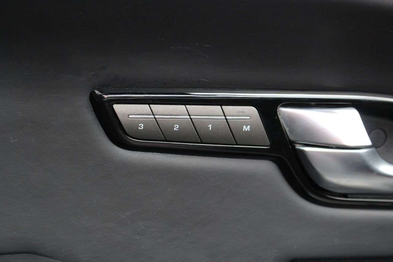 2017 LAND ROVER RANGE ROVER EVOQUE 2017 LAND ROVER RANGE ROVER EVOQUE