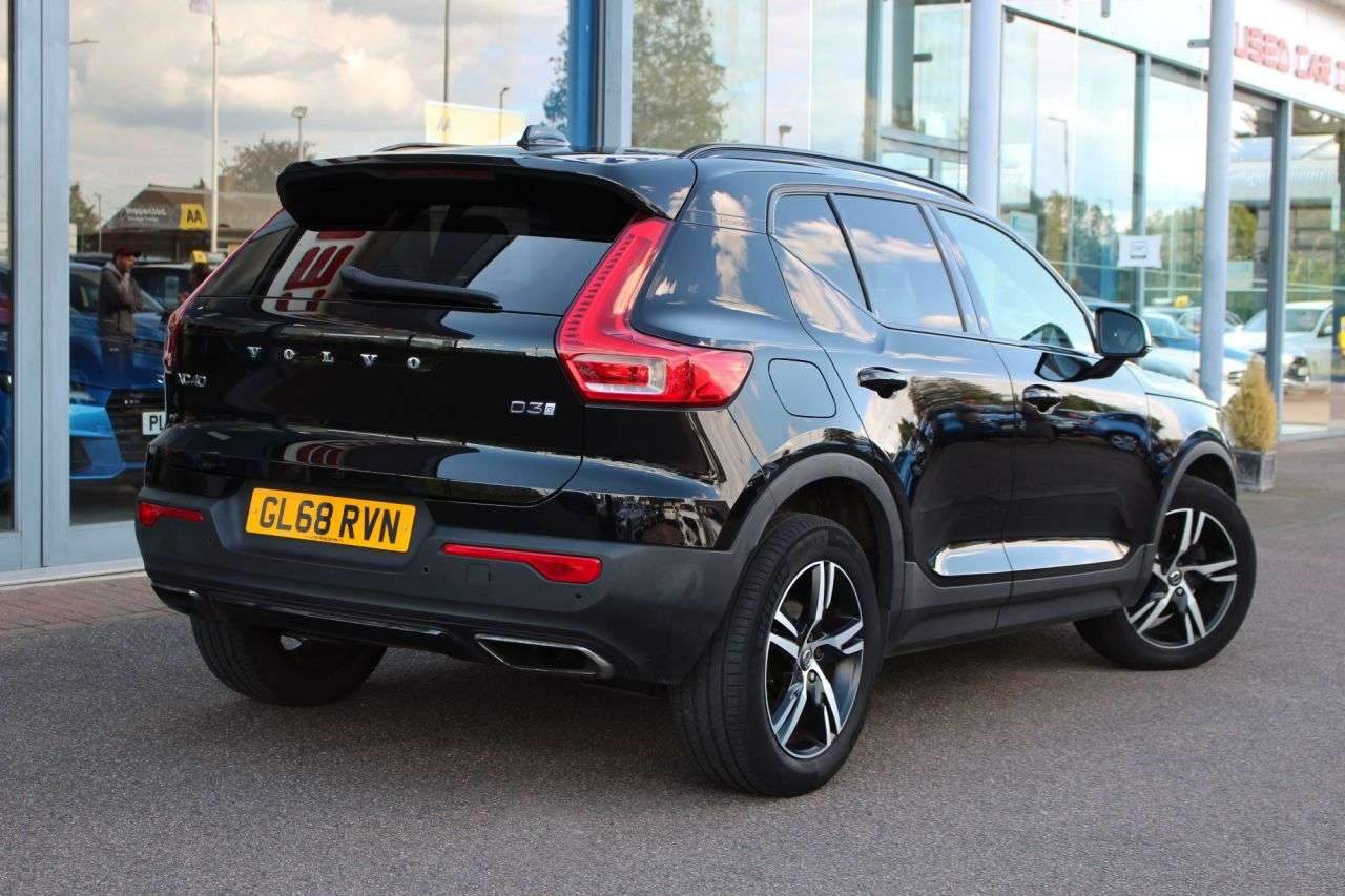 2018 VOLVO XC40 2018 VOLVO XC40