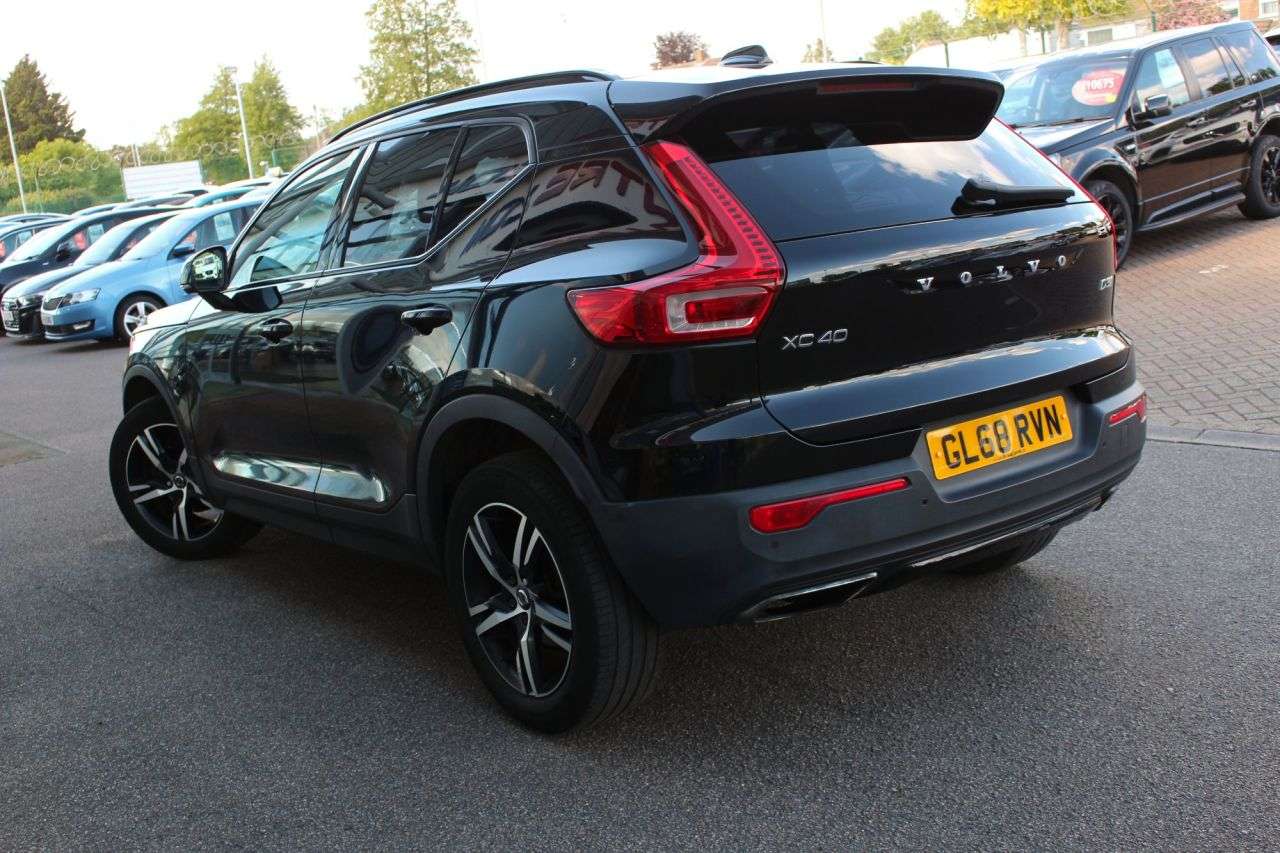 2018 VOLVO XC40 2018 VOLVO XC40