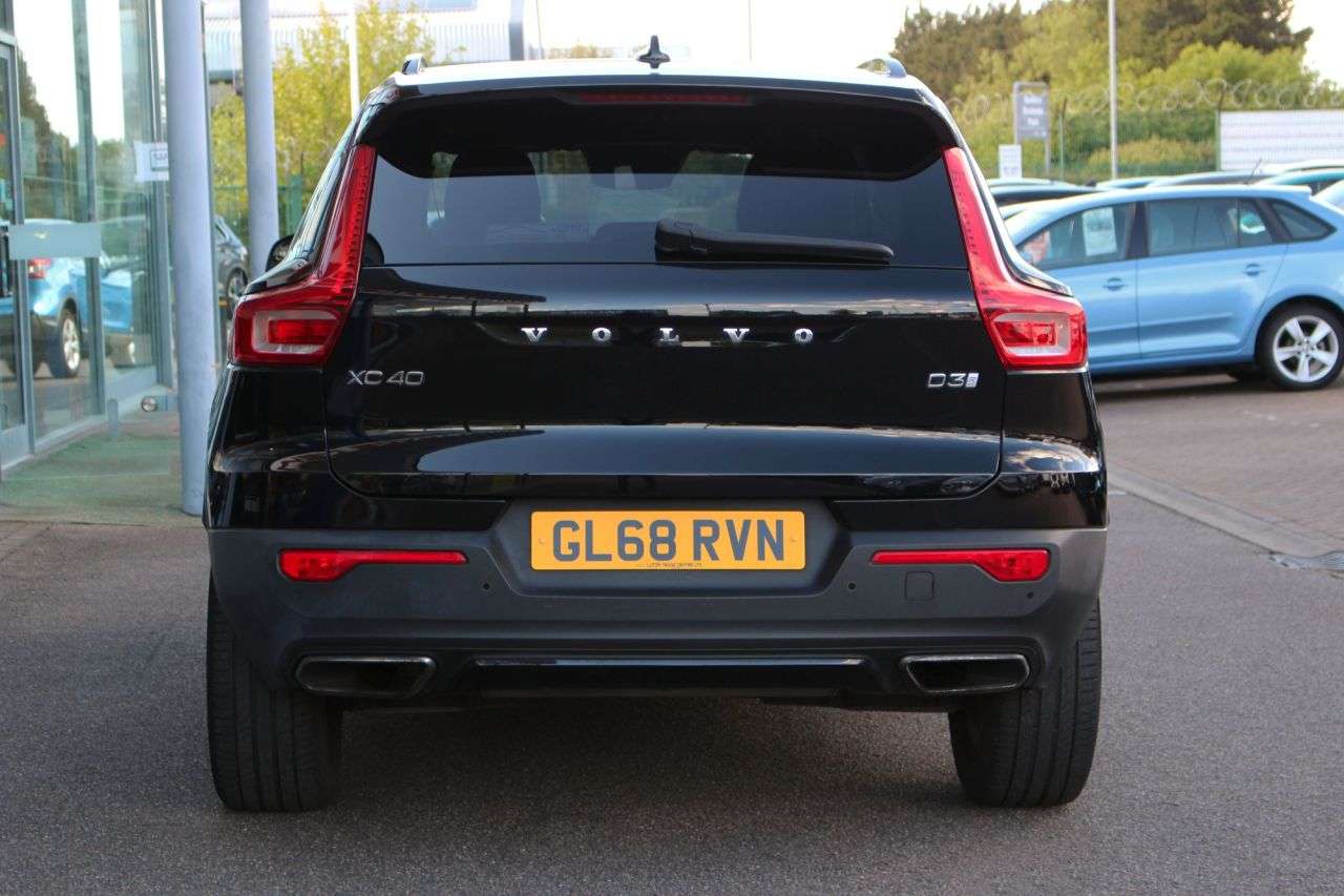 2018 VOLVO XC40 2018 VOLVO XC40