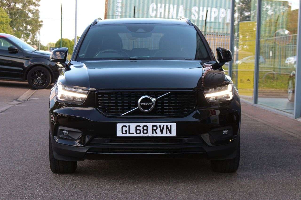 2018 VOLVO XC40 2018 VOLVO XC40