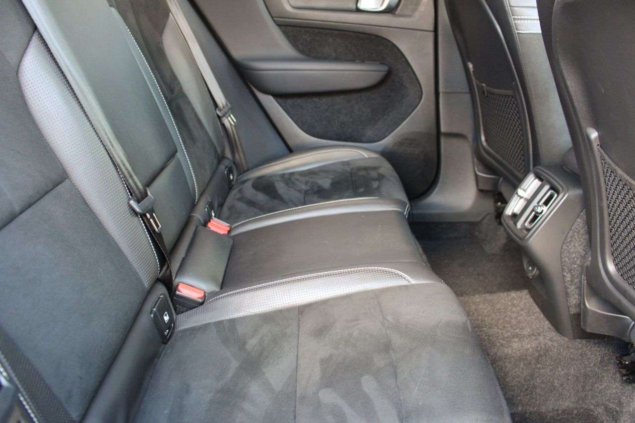 2018 VOLVO XC40 2018 VOLVO XC40