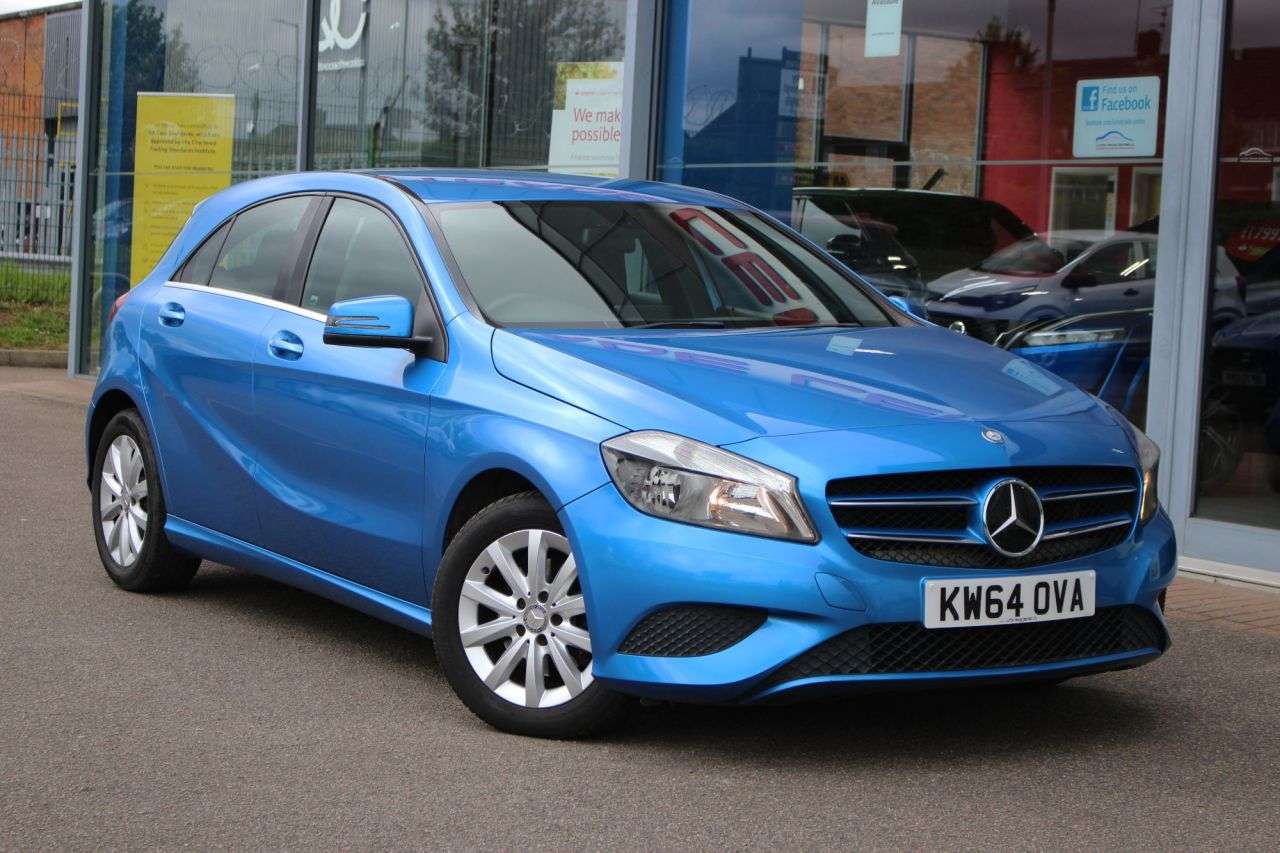 A 2015 MERCEDES-BENZ A-CLASS 1.6 A180 SE Hatchback 5dr Petrol 7G-DCT Euro 6 (s/s) (122 ps) £35 TAX, BLUE A 2015 MERCEDES-BENZ A-CLASS 1.6 A180 SE Hatchback 5dr Petrol 7G-DCT Euro 6 (s/s) (122 ps) £35 TAX, BLUE