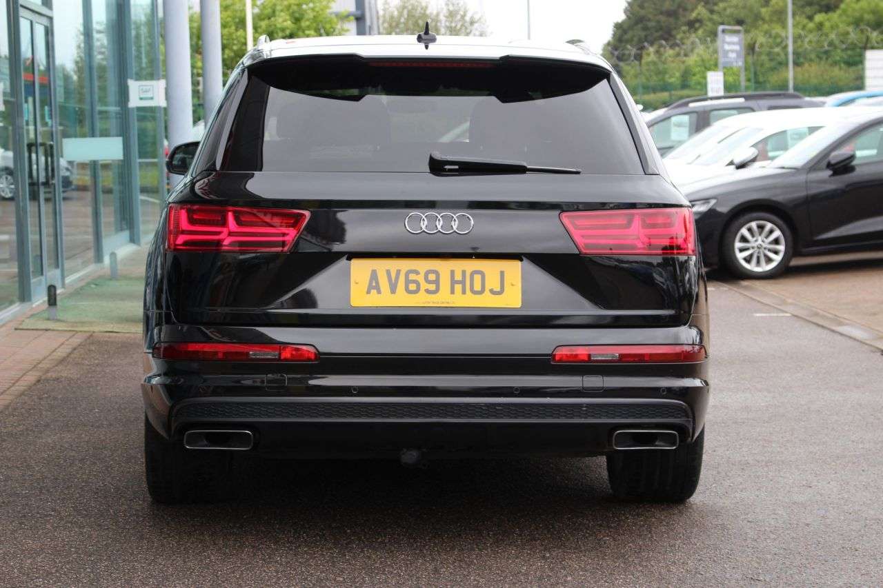2019 AUDI Q7 2019 AUDI Q7