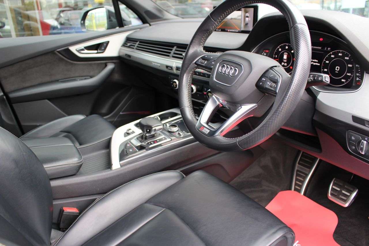 2019 AUDI Q7 2019 AUDI Q7