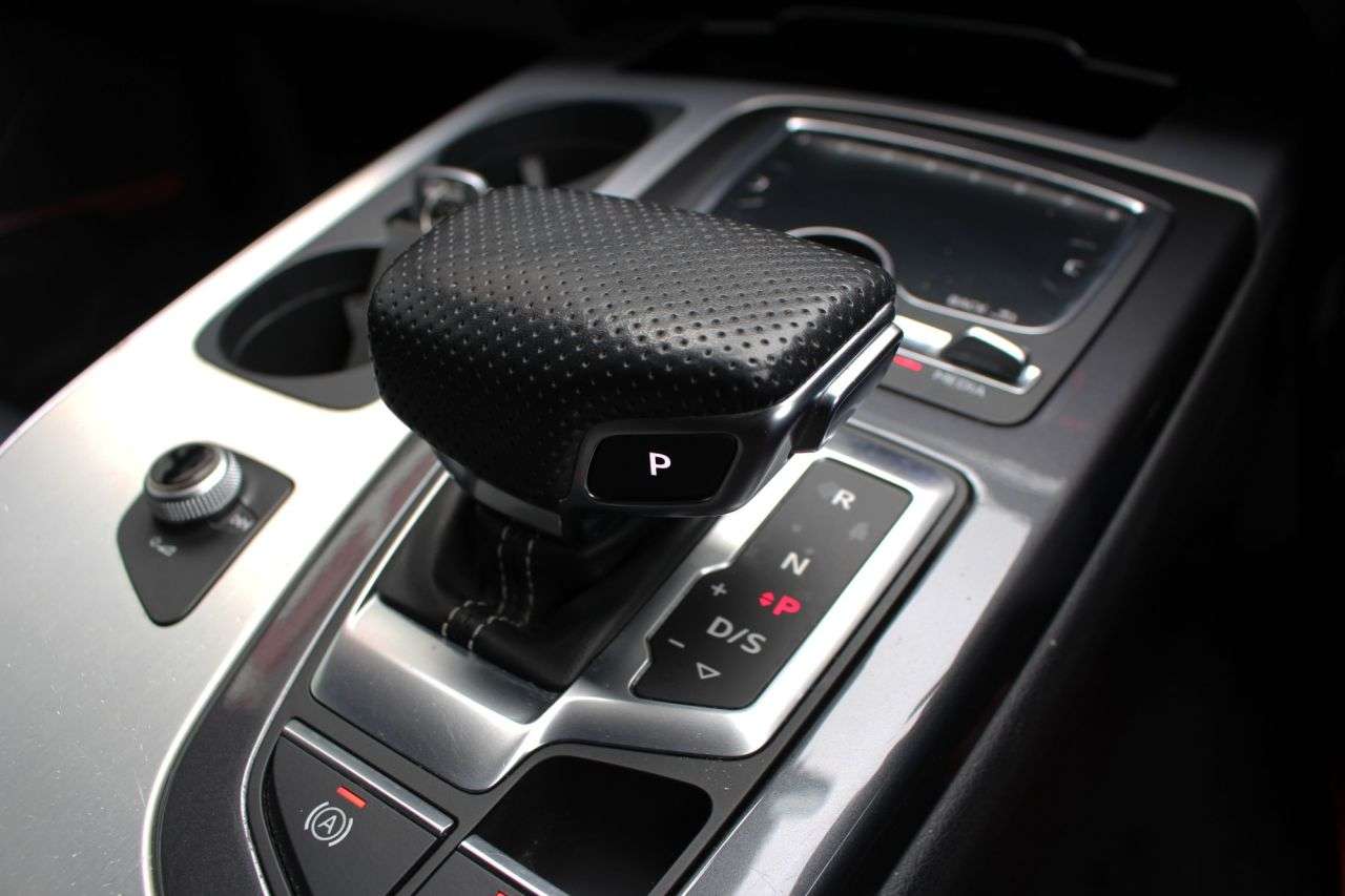 2019 AUDI Q7 2019 AUDI Q7