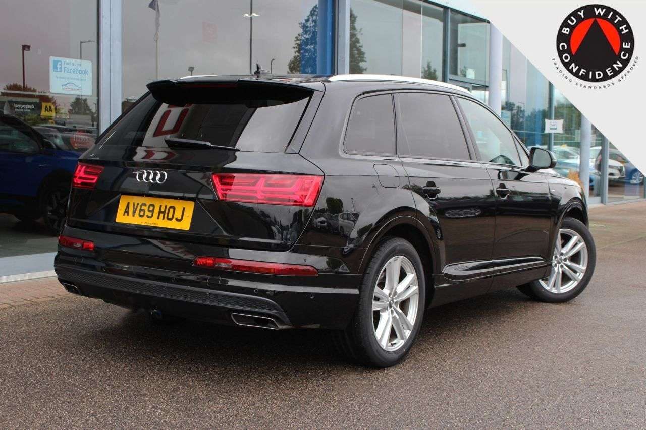 2019 AUDI Q7 2019 AUDI Q7