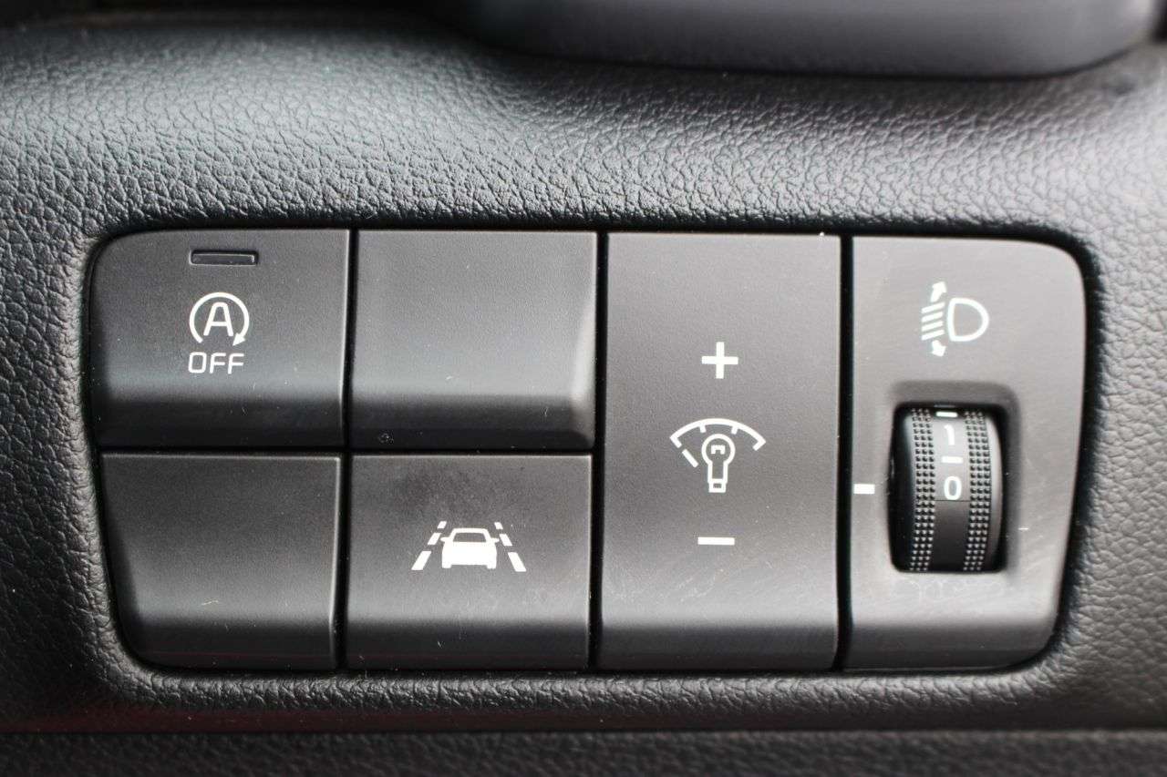2021 KIA SPORTAGE 2021 KIA SPORTAGE