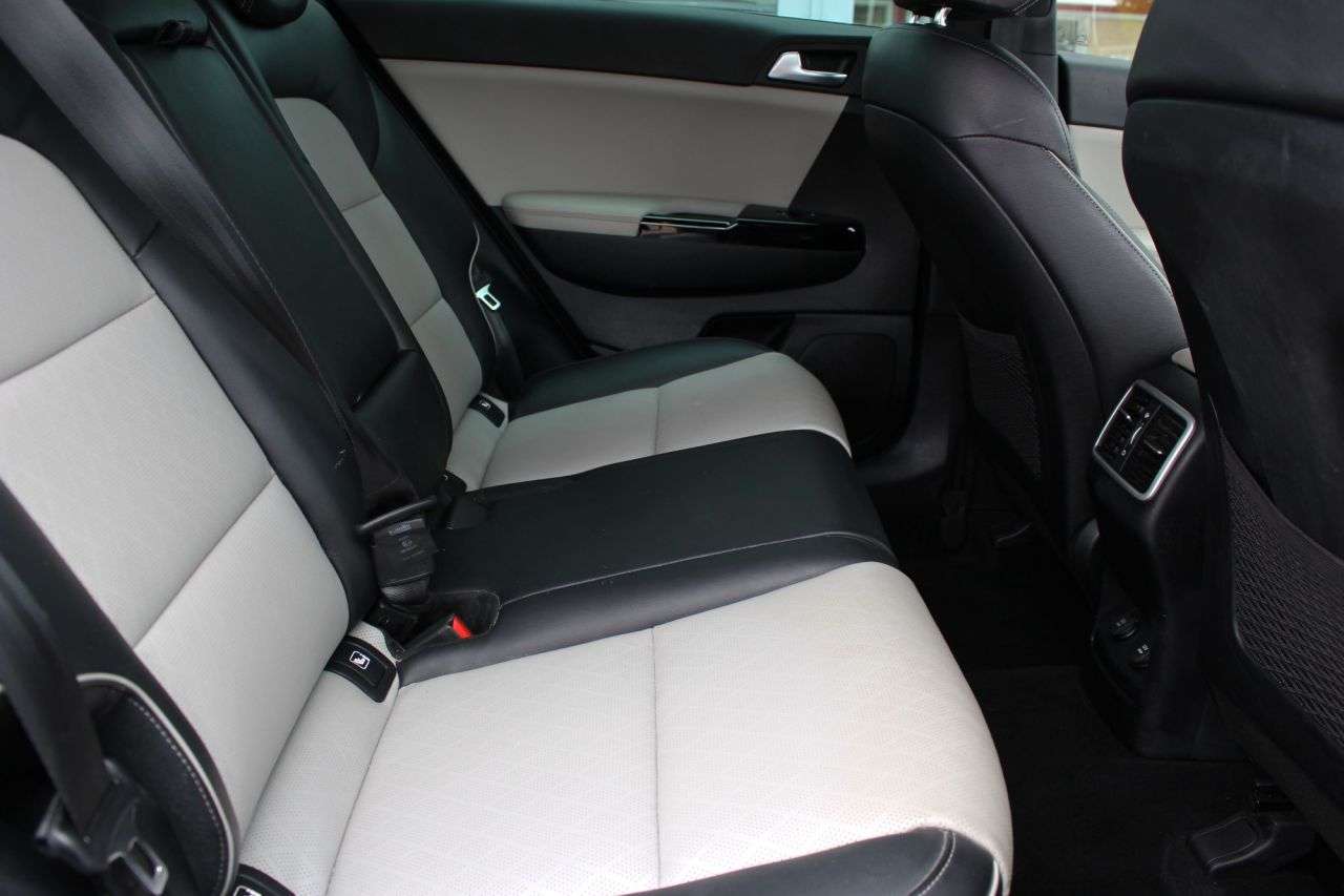 2021 KIA SPORTAGE 2021 KIA SPORTAGE