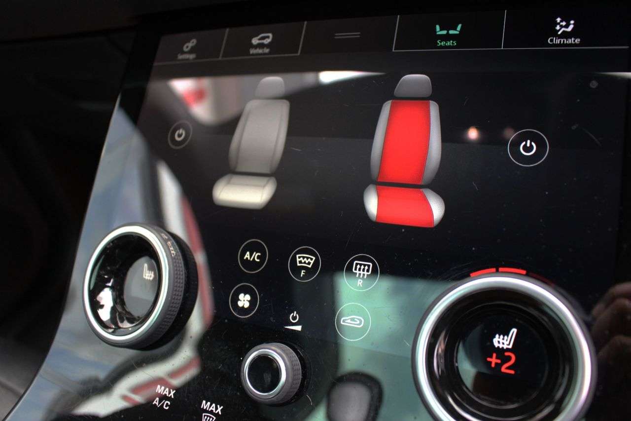 2019 LAND ROVER RANGE ROVER EVOQUE 2019 LAND ROVER RANGE ROVER EVOQUE
