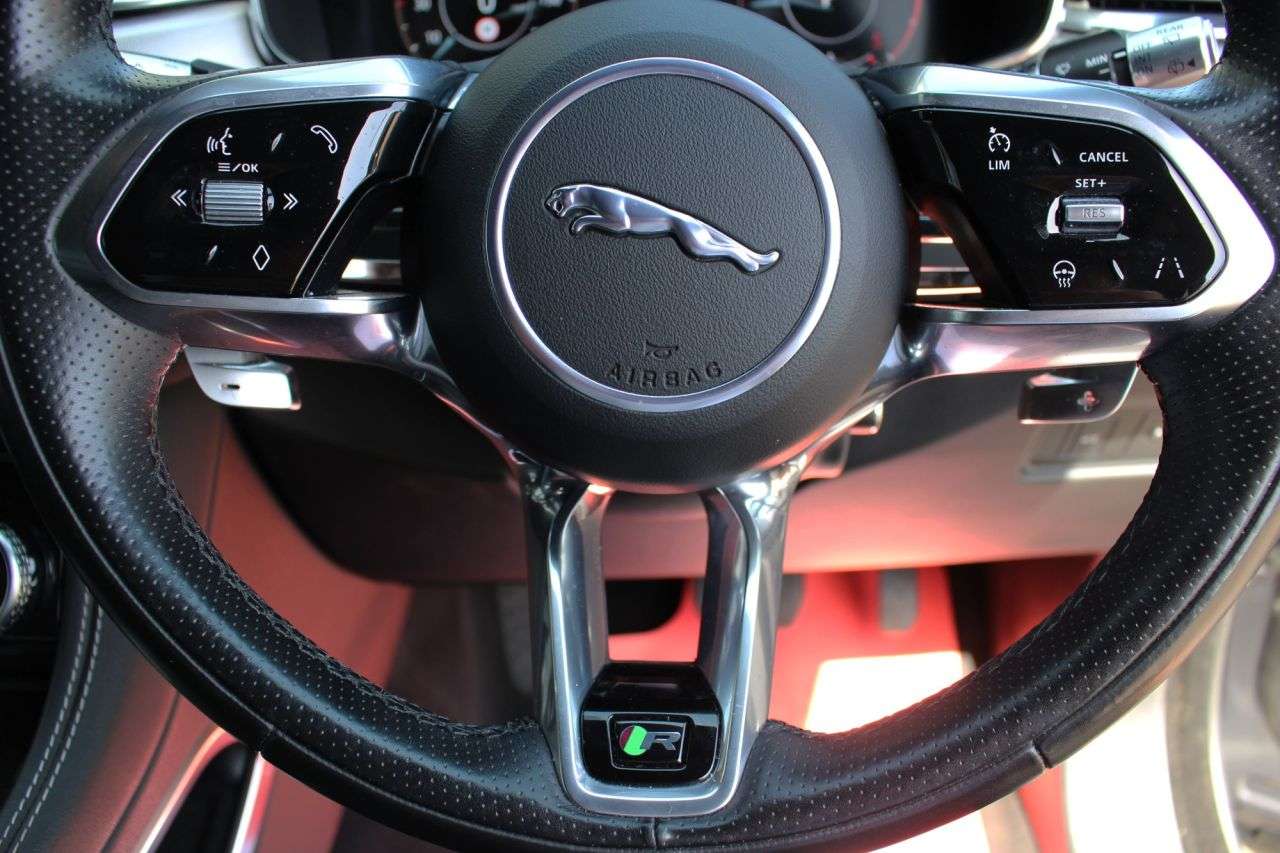 2021 JAGUAR F-PACE 2021 JAGUAR F-PACE