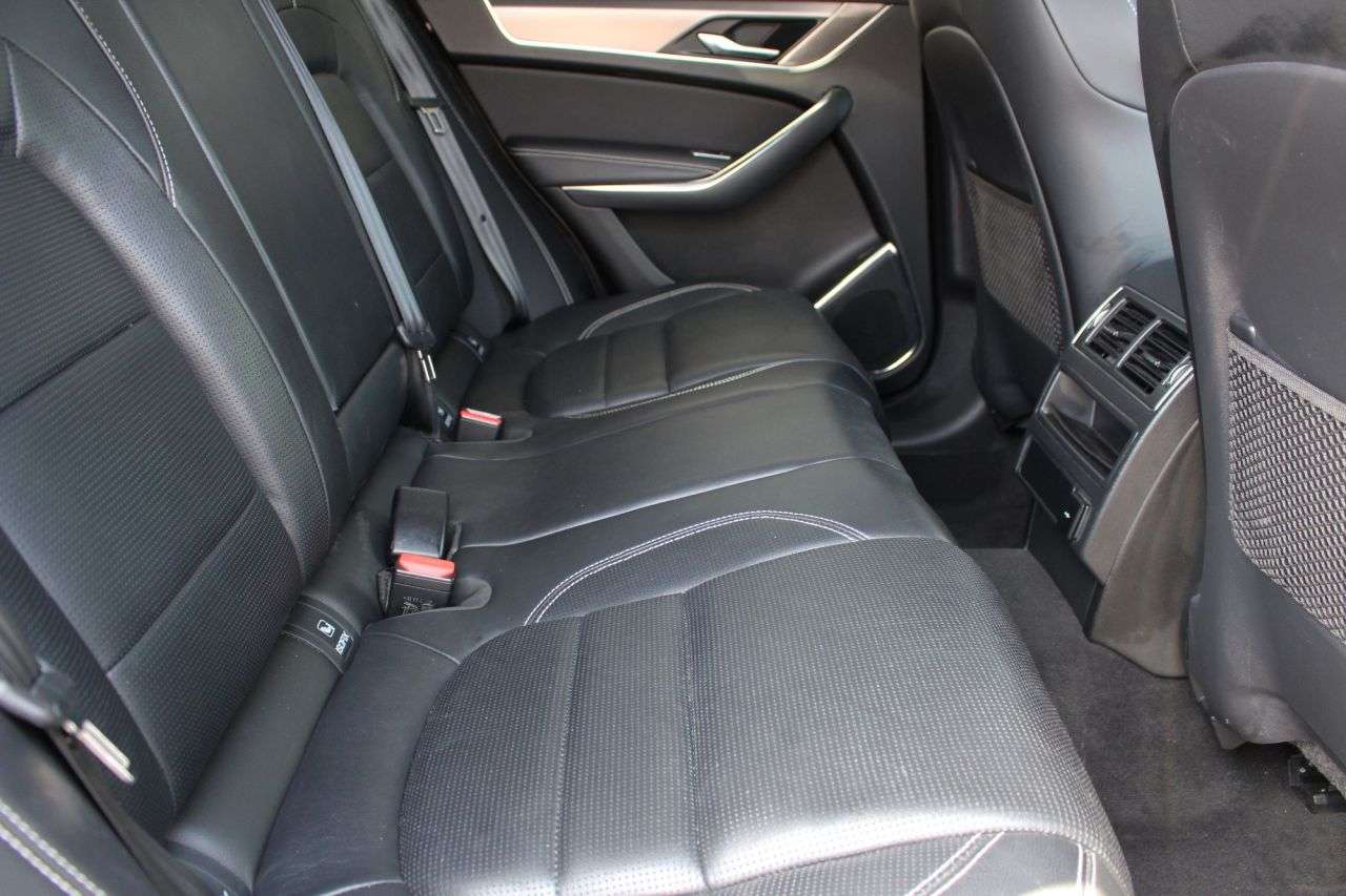 2021 JAGUAR F-PACE 2021 JAGUAR F-PACE