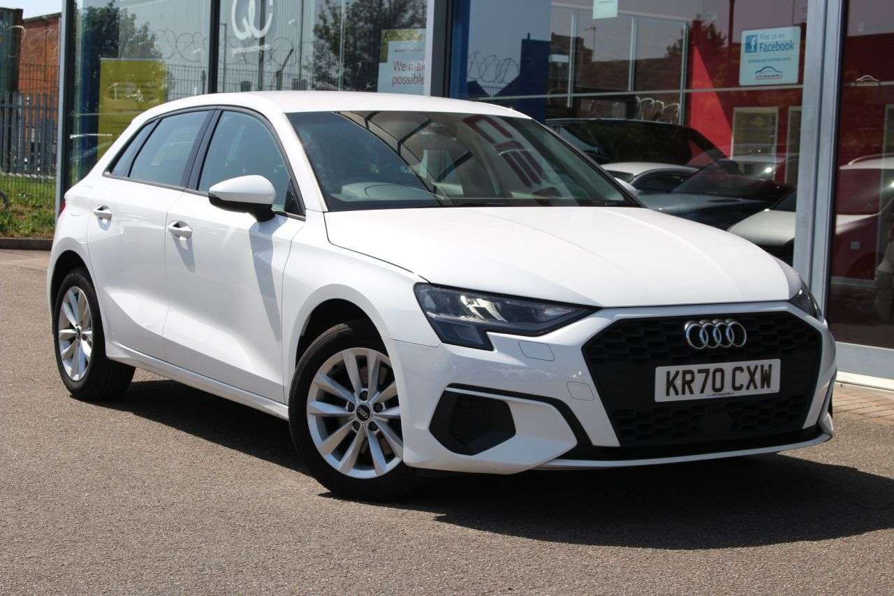 A 2021 AUDI A3 2.0 TDI 30 Technik Sportback 5dr Diesel Manual Euro 6 (s/s) (116 ps) LEDS, A 2021 AUDI A3 2.0 TDI 30 Technik Sportback 5dr Diesel Manual Euro 6 (s/s) (116 ps) LEDS,