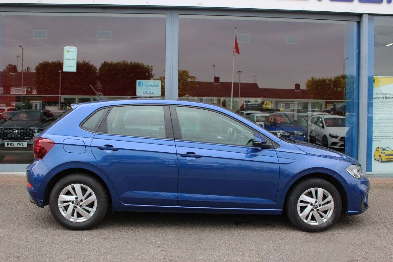 A 2022 VOLKSWAGEN POLO 1.0 TSI Life Hatchback 5dr Petrol Manual Euro 6 (s/s) (95 ps) DIGITAL DASH, A 2022 VOLKSWAGEN POLO 1.0 TSI Life Hatchback 5dr Petrol Manual Euro 6 (s/s) (95 ps) DIGITAL DASH,
