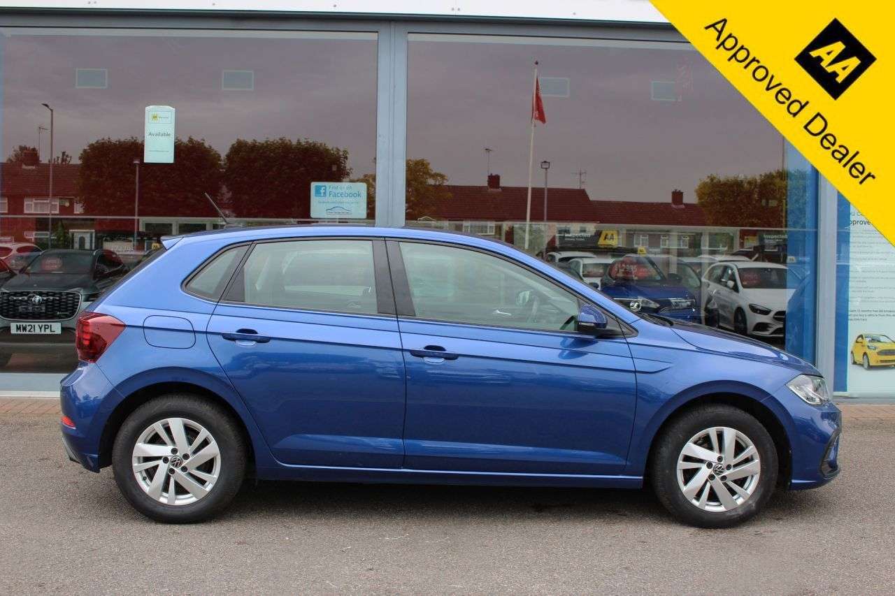 A 2022 VOLKSWAGEN POLO 1.0 TSI Life Hatchback 5dr Petrol Manual Euro 6 (s/s) (95 ps) DIGITAL DASH, A 2022 VOLKSWAGEN POLO 1.0 TSI Life Hatchback 5dr Petrol Manual Euro 6 (s/s) (95 ps) DIGITAL DASH,