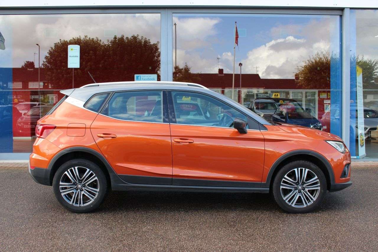 A 2018 SEAT ARONA 1.6 TDI XCELLENCE SUV 5dr Diesel DSG Euro 6 (s/s) (95 ps) 17" ALLOYS-P/SENS A 2018 SEAT ARONA 1.6 TDI XCELLENCE SUV 5dr Diesel DSG Euro 6 (s/s) (95 ps) 17" ALLOYS-P/SENS