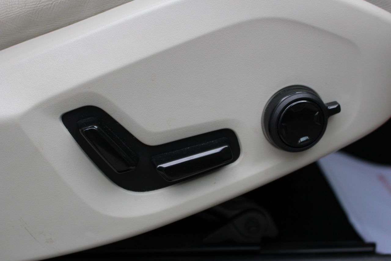 2020 VOLVO XC60 2020 VOLVO XC60