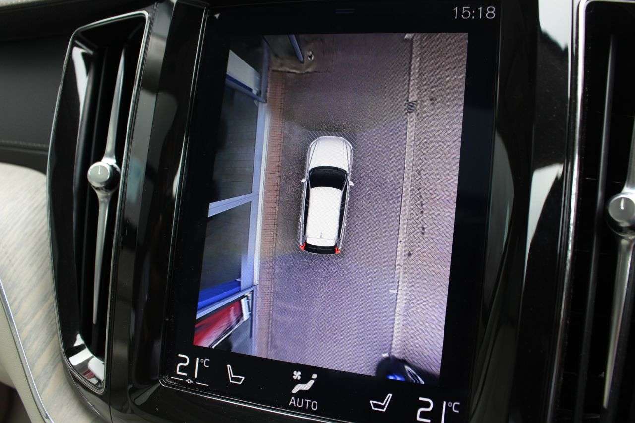 2020 VOLVO XC60 2020 VOLVO XC60