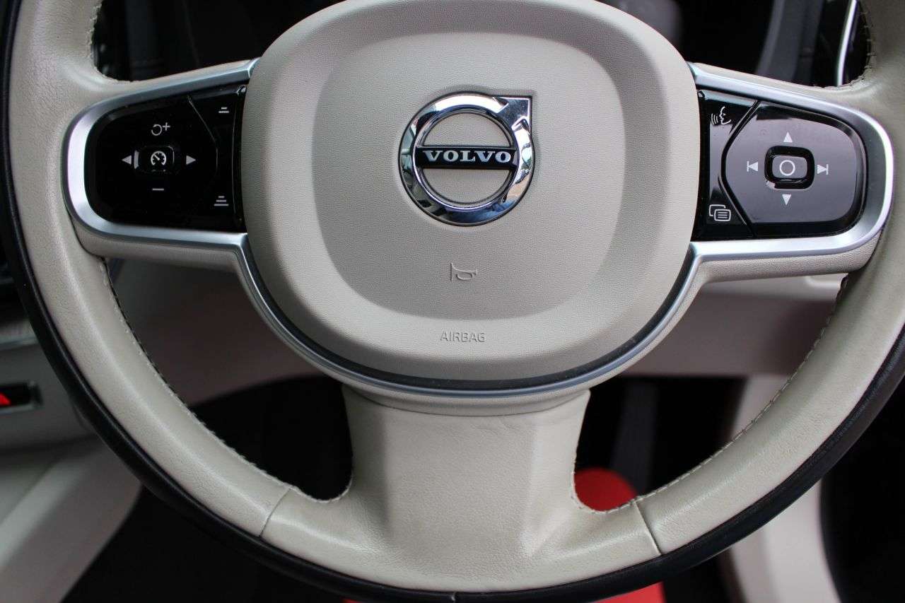 2020 VOLVO XC60 2020 VOLVO XC60