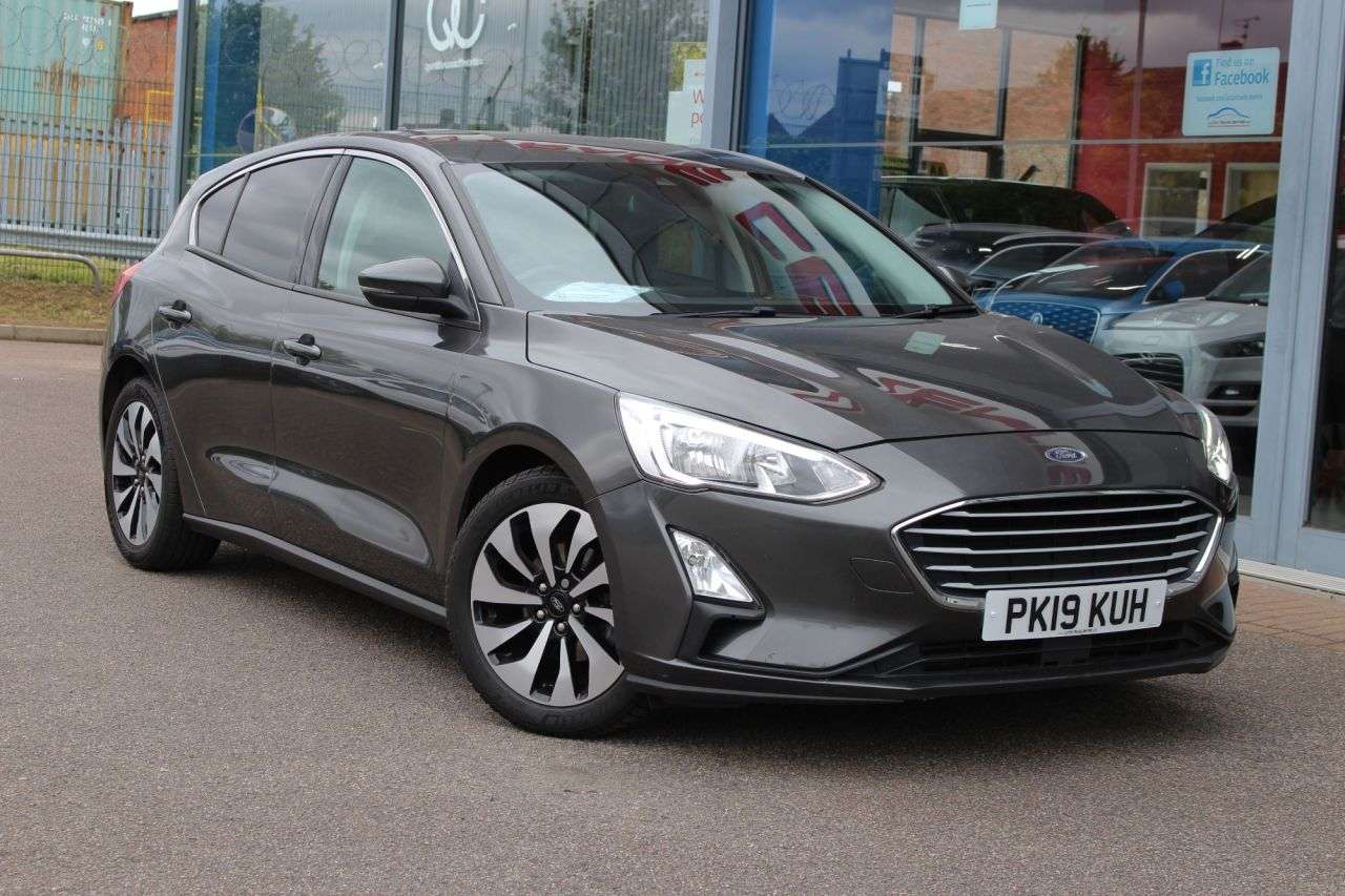 A 2019 FORD FOCUS 1.0T EcoBoost Zetec Hatchback 5dr Petrol Manual Euro 6 (s/s) (100 ps) 17" A A 2019 FORD FOCUS 1.0T EcoBoost Zetec Hatchback 5dr Petrol Manual Euro 6 (s/s) (100 ps) 17" A
