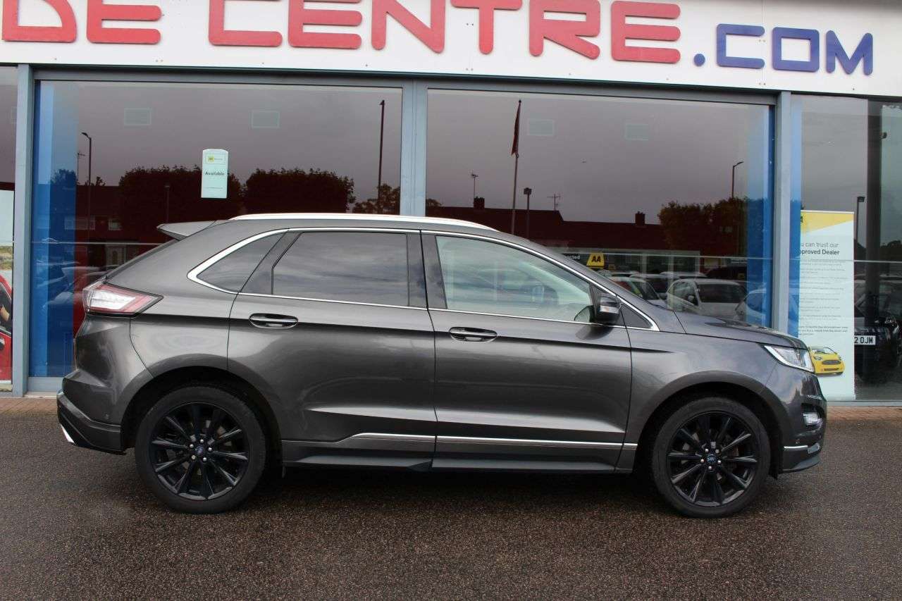 A 2017 FORD EDGE 2.0 TDCi Vignale SUV 5dr Diesel Powershift AWD Euro 6 (s/s) (210 ps) P/ASSI A 2017 FORD EDGE 2.0 TDCi Vignale SUV 5dr Diesel Powershift AWD Euro 6 (s/s) (210 ps) P/ASSI