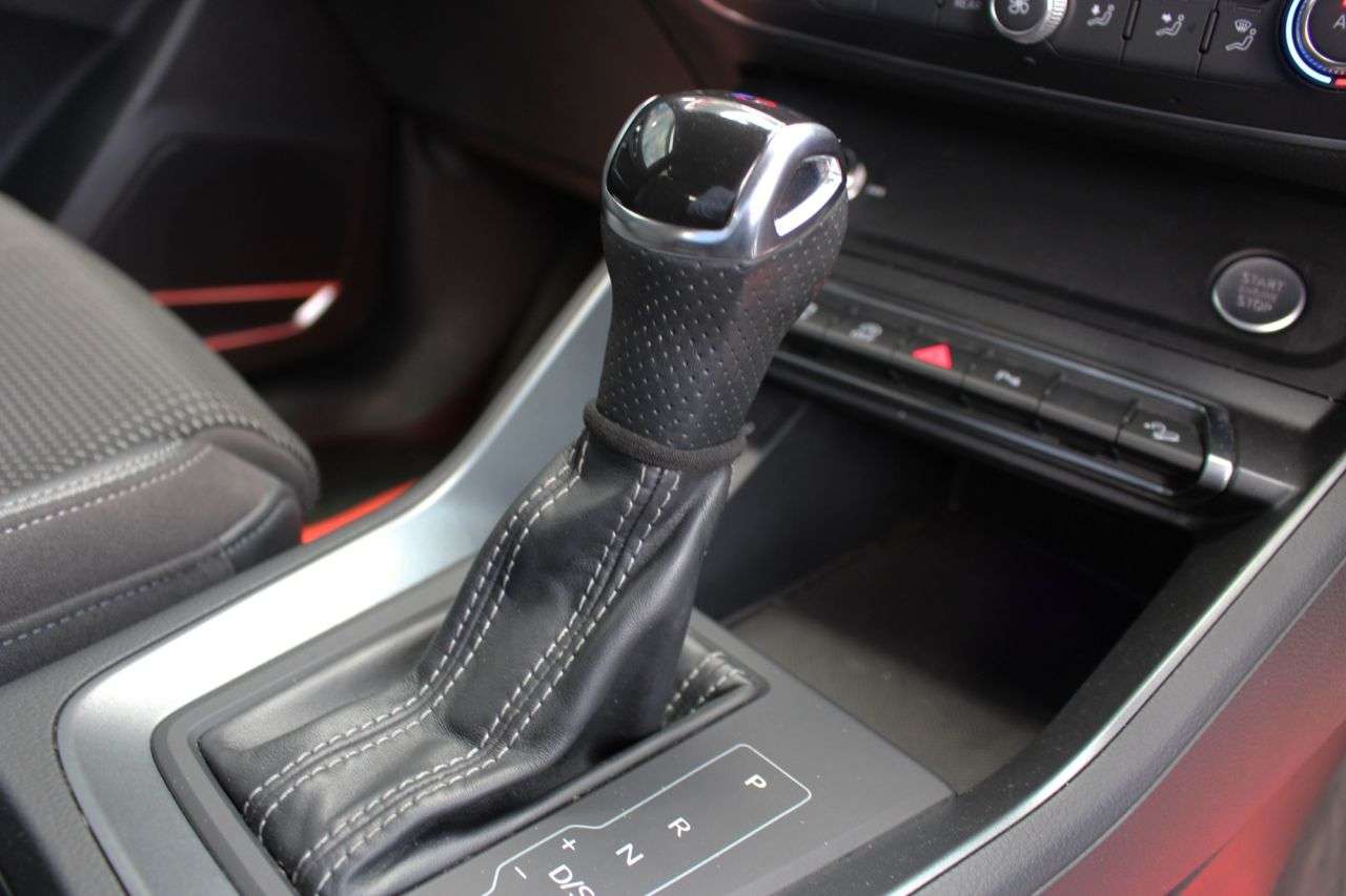 2020 AUDI Q3 2020 AUDI Q3