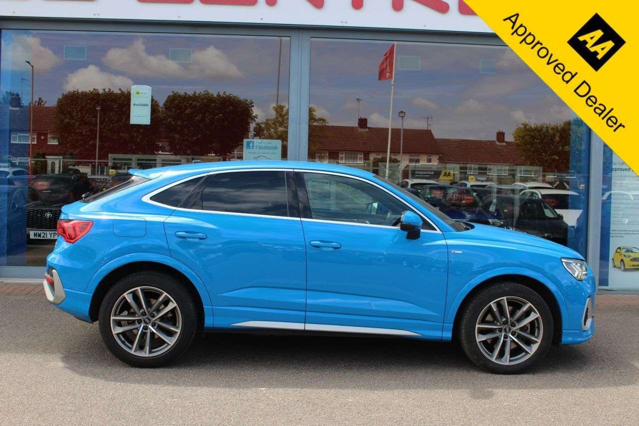 A 2020 AUDI Q3 2.0 TFSI 45 S line Sportback 5dr Petrol S Tronic quattro Euro 6 (s/s) (230 A 2020 AUDI Q3 2.0 TFSI 45 S line Sportback 5dr Petrol S Tronic quattro Euro 6 (s/s) (230