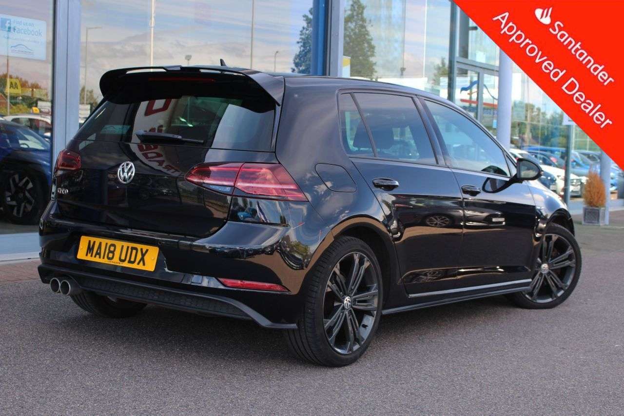 2018 VOLKSWAGEN GOLF 2018 VOLKSWAGEN GOLF