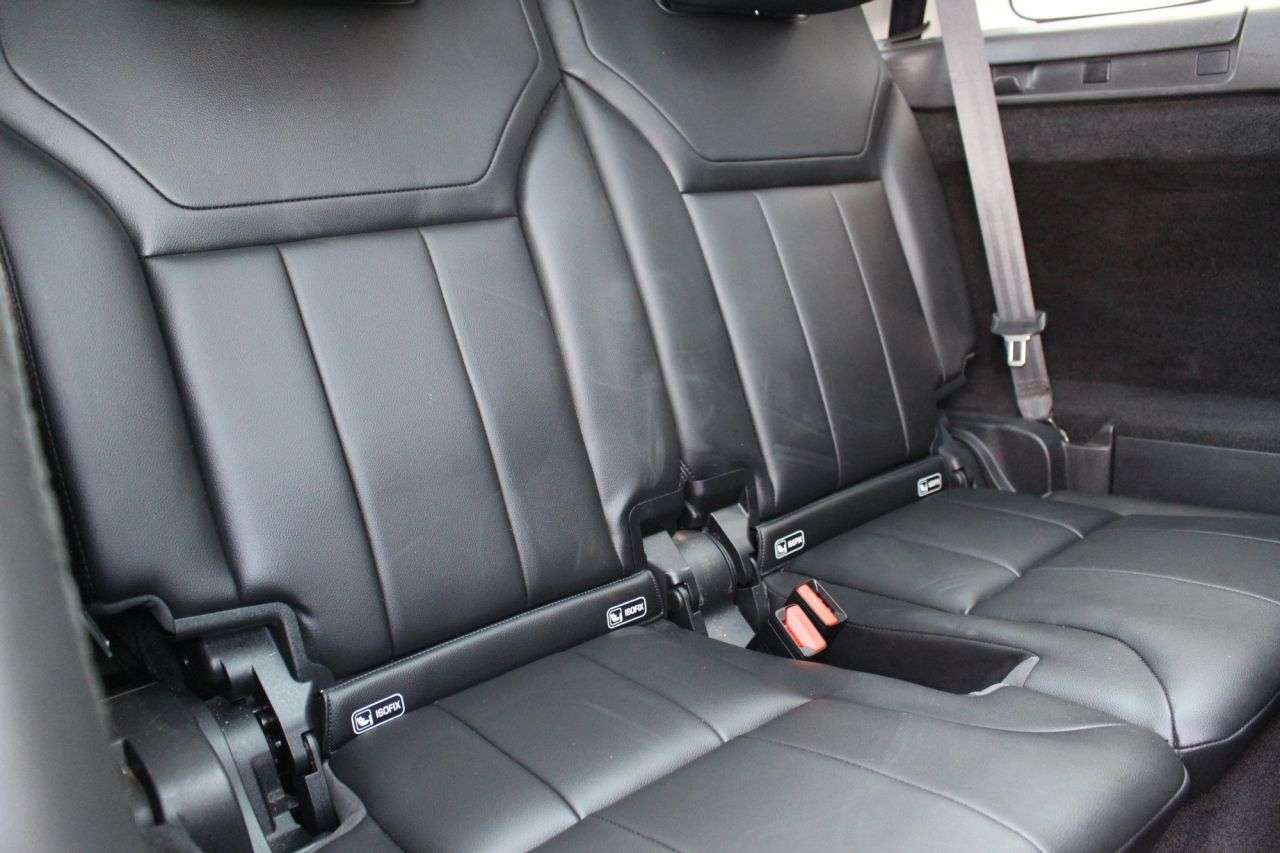 2019 LAND ROVER DISCOVERY 2019 LAND ROVER DISCOVERY