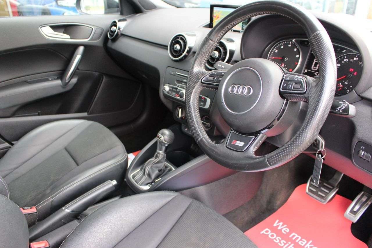2015 AUDI A1 2015 AUDI A1