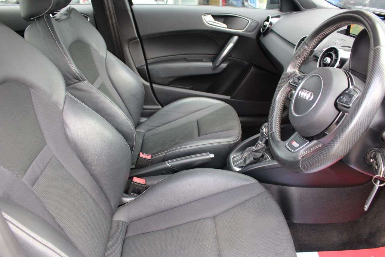 2015 AUDI A1 2015 AUDI A1
